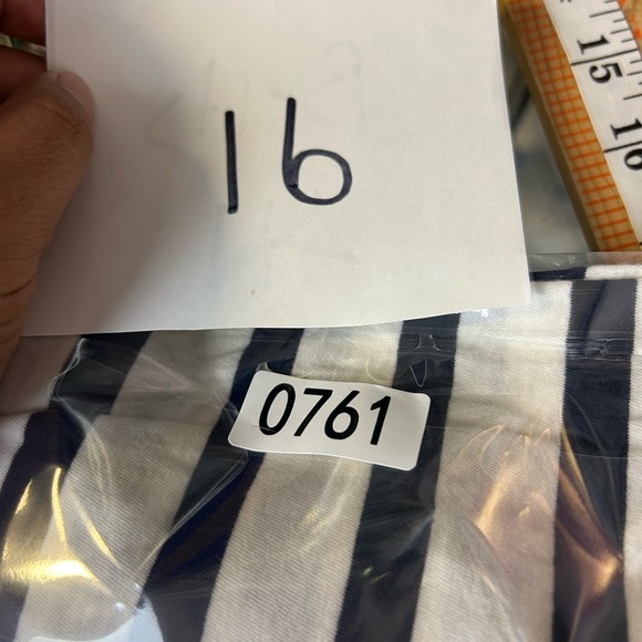 Crewcuts J.Crew Kids Girl Size 14 Top Blouse Striped White-Black Turtleneck - Picture 11 of 11